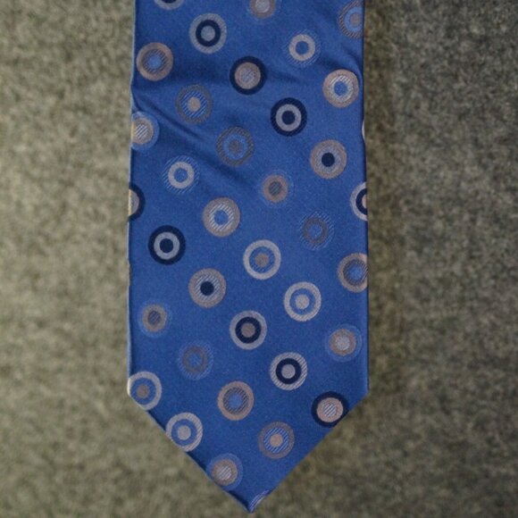 Michael Kors Tie Blue Circular Pattern 100% Silk Designer Men’s Fashion - Picture 1 of 2